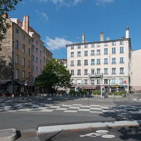 Luxury Studio & Vieux Apartment